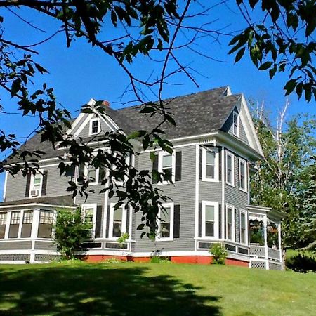 Private 2 Bedrooms And 1 Bathroom In Grand Victorian Home In The Heart Of The Whiite Mountains! Great Host Whitefield Luaran gambar